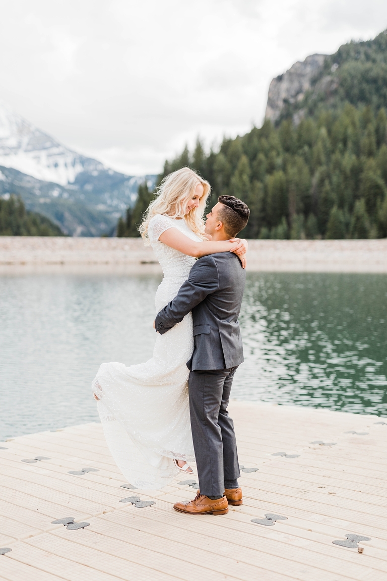 Utah Mountain Wedding Photography at Tibble Fork Reservoir, Utah bride and groom photography at the lake
