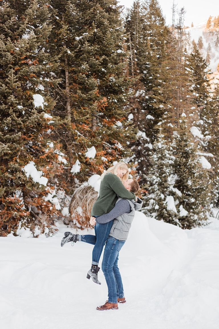 Beautiful Snowy Engagement Session at Jordan Pines Campground || Big ...