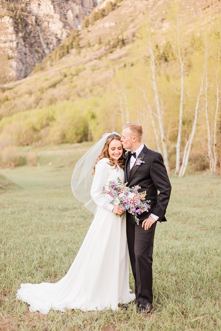Utah mountain bridal session, Utah wedding photographer, Photography by Tasha Rose, the first look 