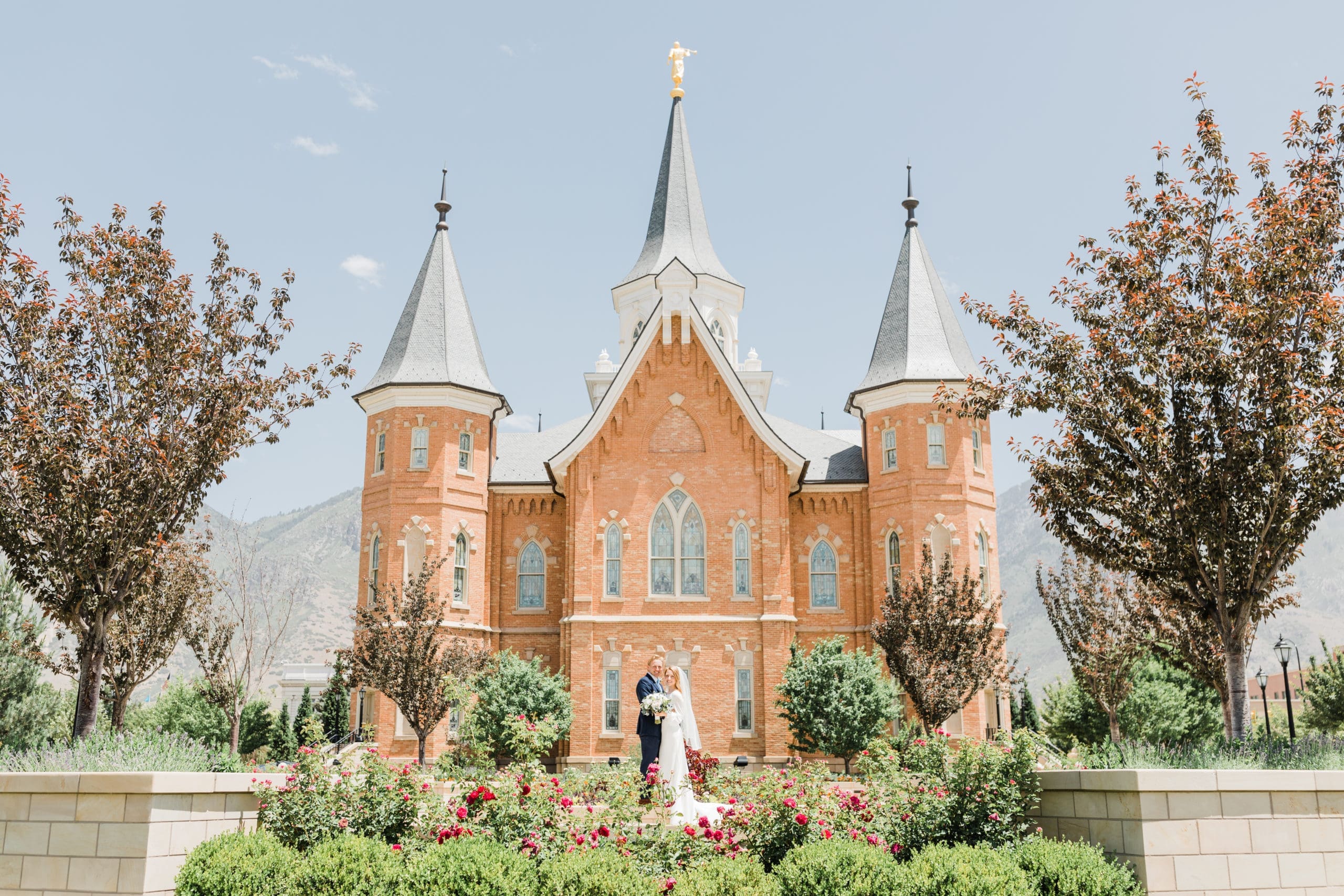 Beautiful Summer Wedding At The Provo City Center Temple | The